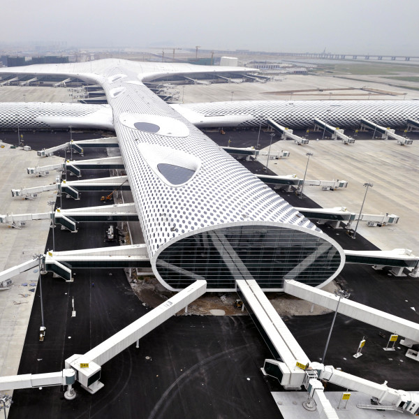 準(zhǔn)建築人手札網(wǎng)站 Forgemind ArchiMedia
Studio Fuksas 設(shè)計(jì) 深圳寶安國際機(jī)場第三航站於2013年11月28日提前完工
Studio Fuksas | Massimiliano & Doriana Fuksas